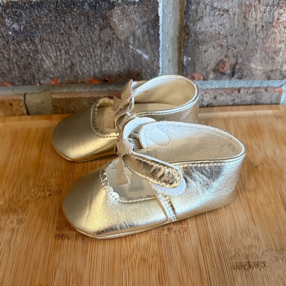 Other - Gold Baby Shoes